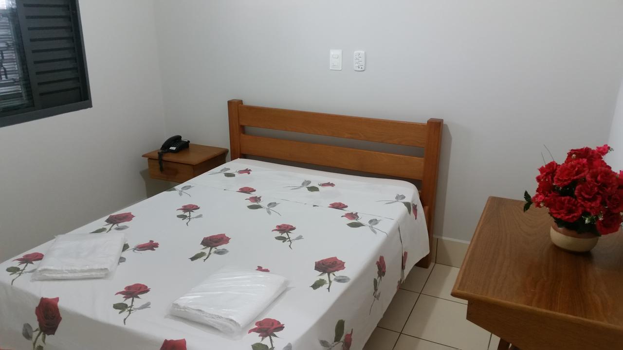 Florenca Hotel Santo Anastácio Eksteriør billede